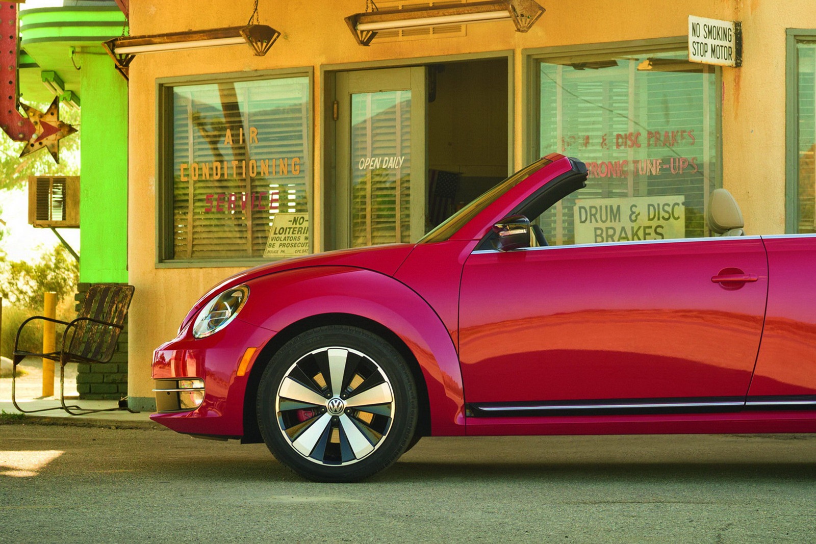 Volkswagen New Beetle 2013