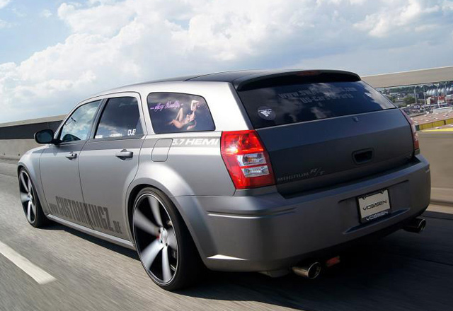 Dodge Magnum r20