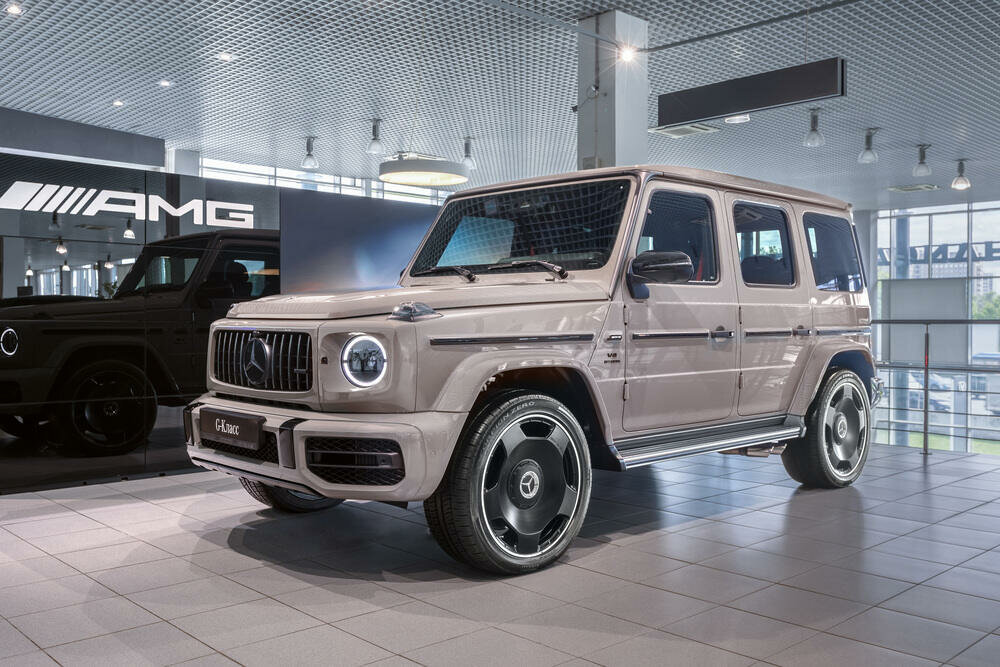 Mercedes-Benz G 63 AMG 4.0T/585 9AT 5D 4WD