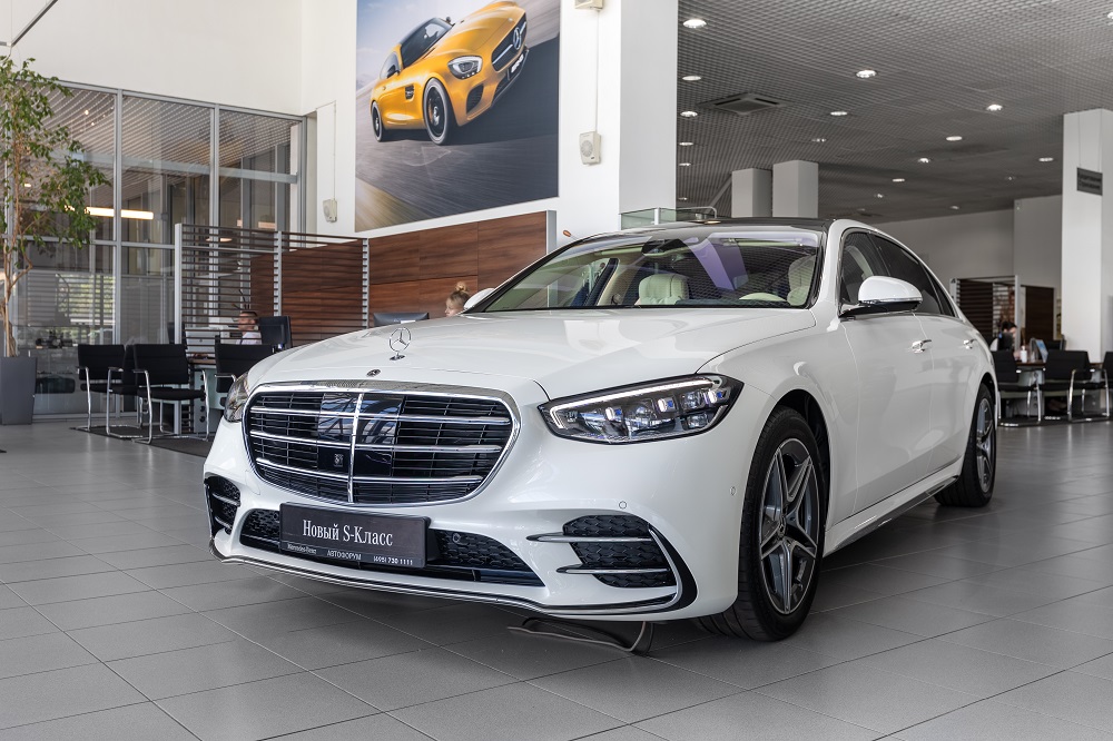 Mercedes-Benz S 580 Premium 4.0T/503 9AT 4D 4WD