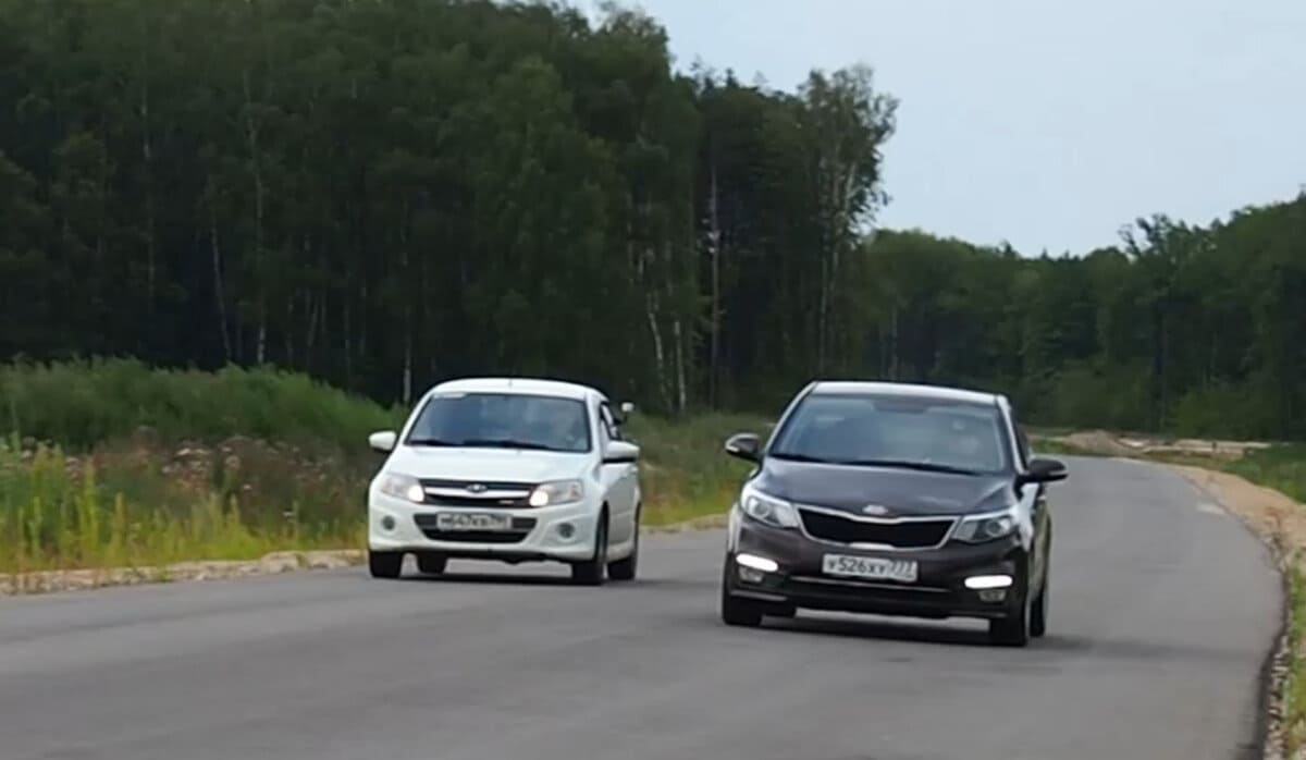 Kia Rio vs Lada Granta